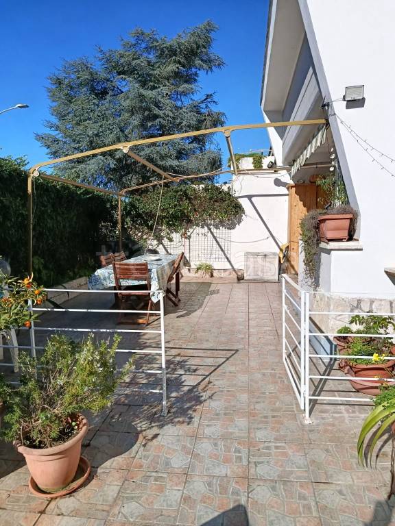 appartamento in vendita ad Anzio in zona Mare