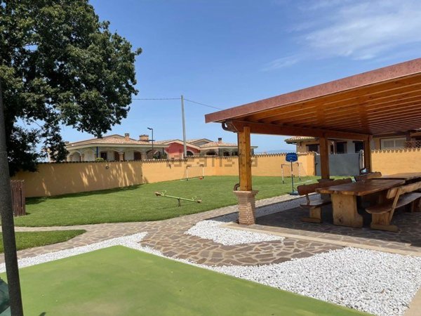 casa indipendente in vendita ad Anzio in zona Mare