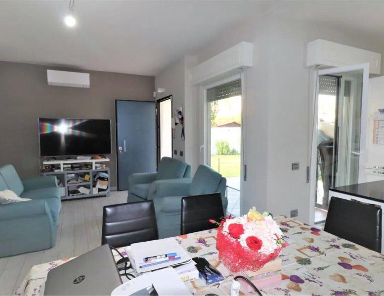 casa indipendente in vendita ad Anzio