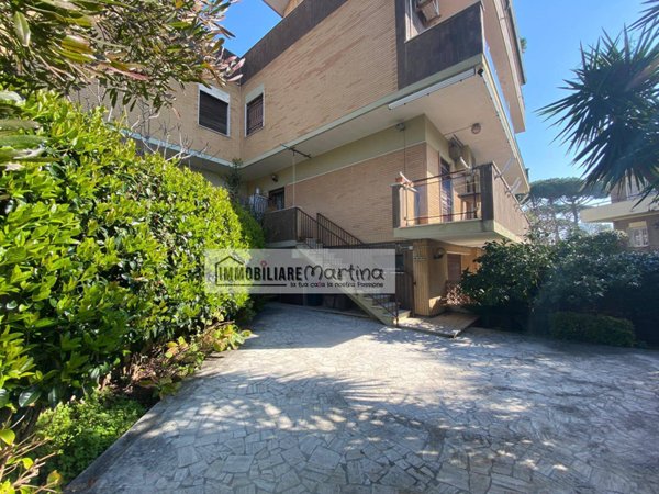 casa indipendente in vendita ad Anzio in zona Mare