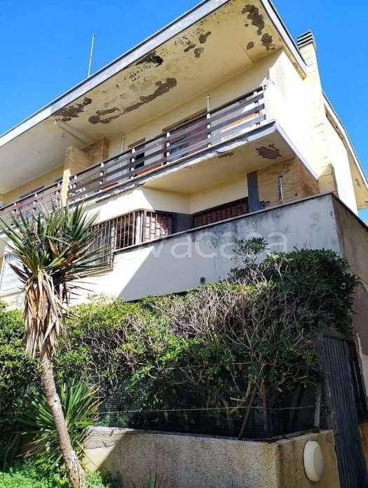 appartamento in vendita ad Anzio in zona Anzio Colonia