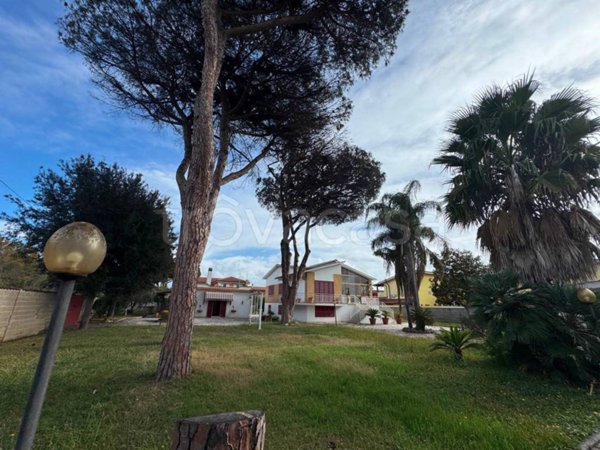 casa indipendente in vendita ad Anzio in zona Mare