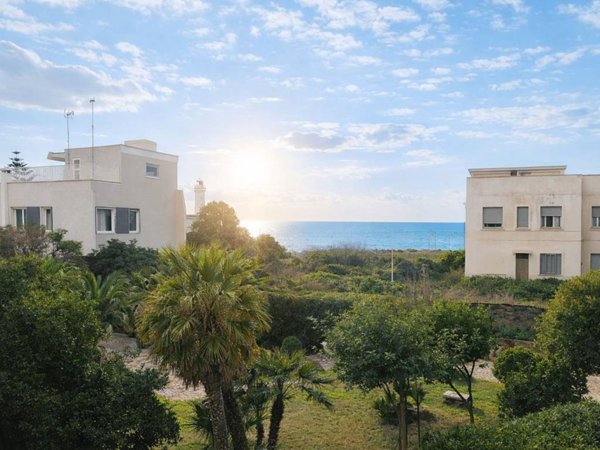 appartamento in vendita ad Anzio in zona Mare