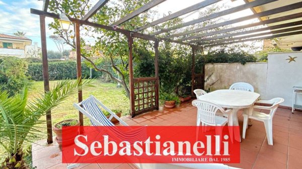 appartamento in vendita ad Anzio in zona Mare