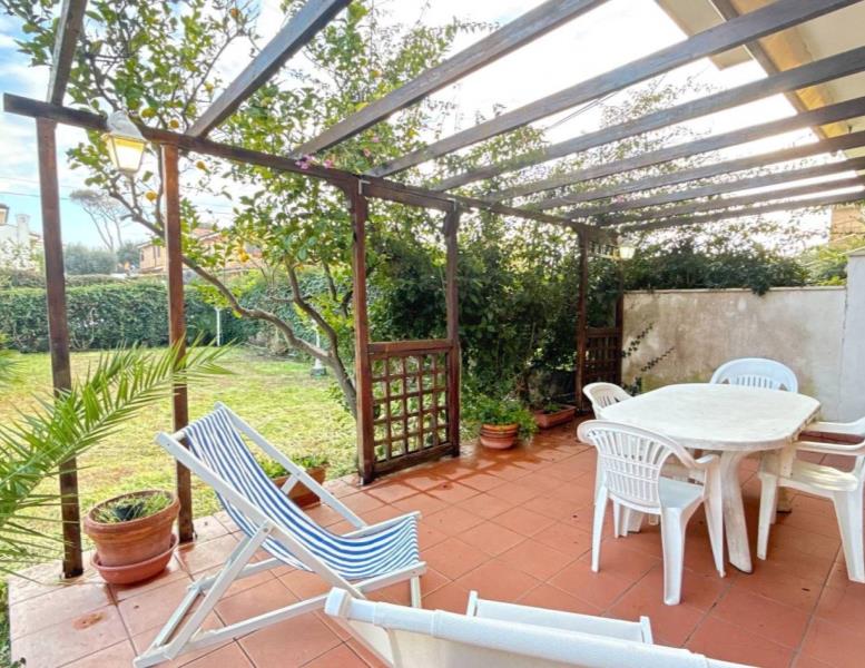 appartamento in vendita ad Anzio in zona Mare