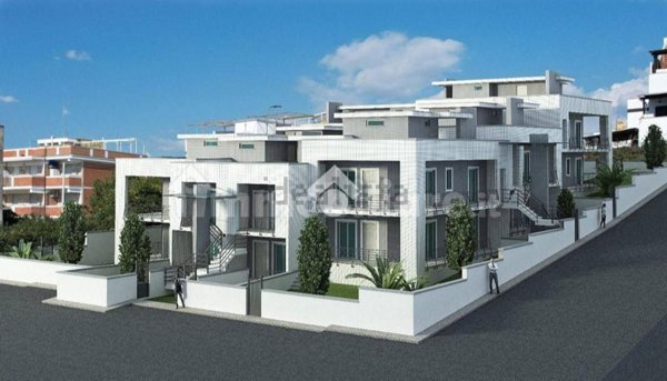appartamento in vendita ad Anzio in zona Mare