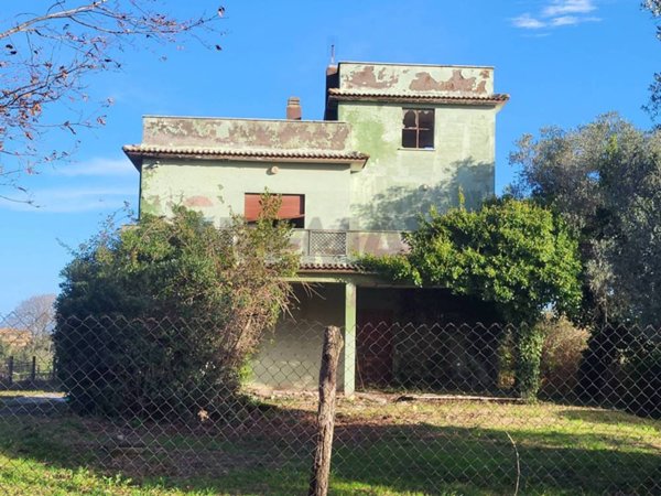 casa indipendente in vendita ad Anzio