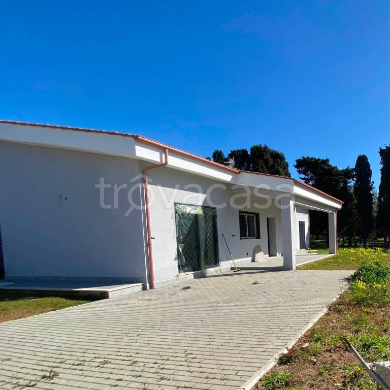 casa indipendente in vendita ad Anzio