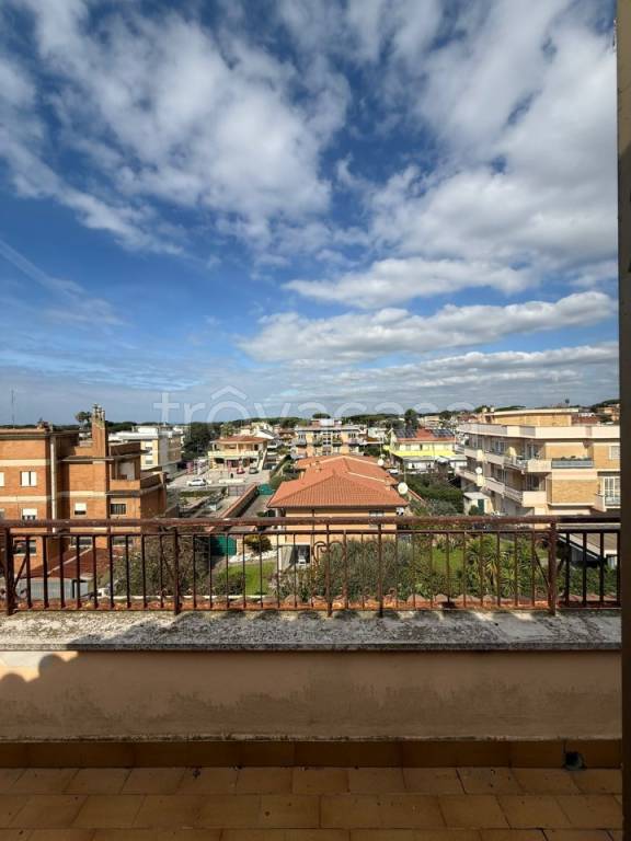 appartamento in vendita ad Anzio in zona Mare