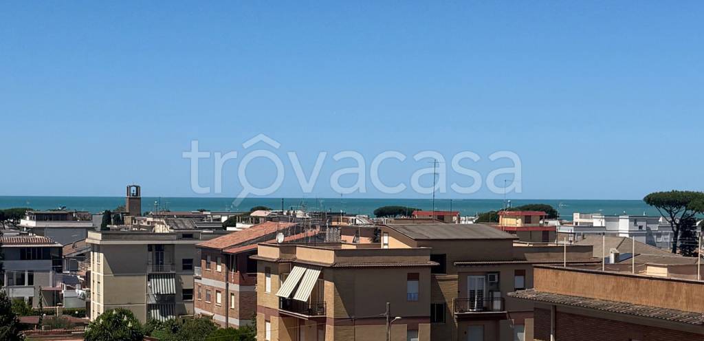 appartamento in vendita ad Anzio in zona Mare