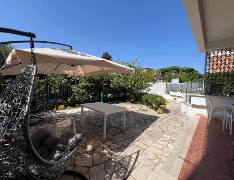 casa indipendente in vendita ad Anzio in zona Mare