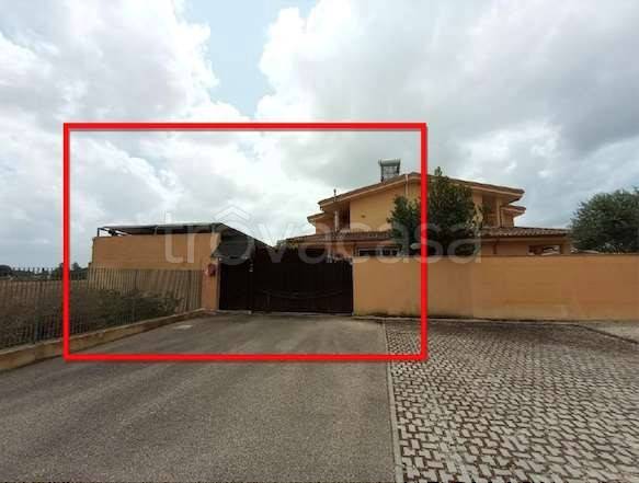 casa indipendente in vendita ad Anzio in zona Villa Claudia