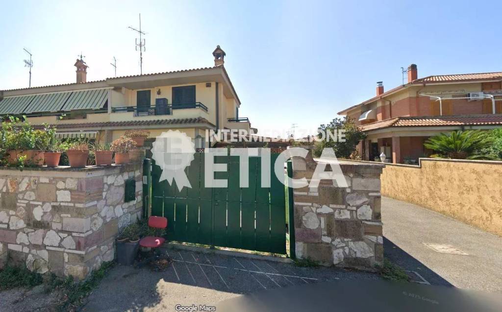 casa indipendente in vendita ad Anzio