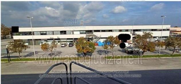 negozio in vendita ad Anzio