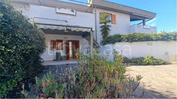 casa indipendente in vendita ad Anzio in zona Villa Claudia