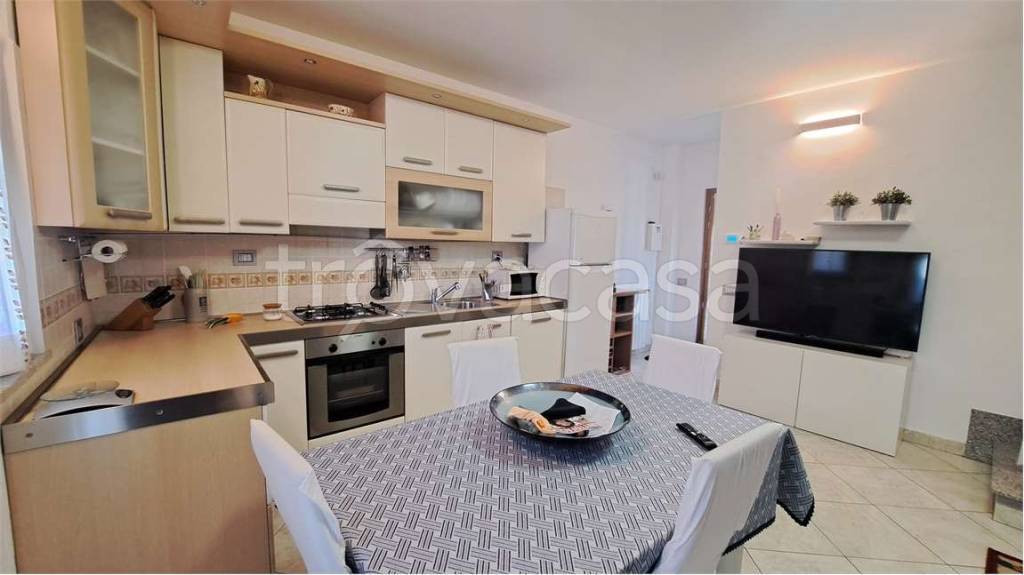 casa indipendente in vendita ad Anzio in zona Villa Claudia