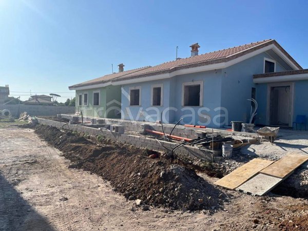 casa indipendente in vendita ad Anzio in zona Villa Claudia