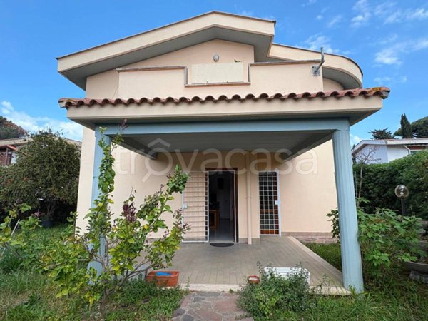 casa indipendente in vendita ad Anzio