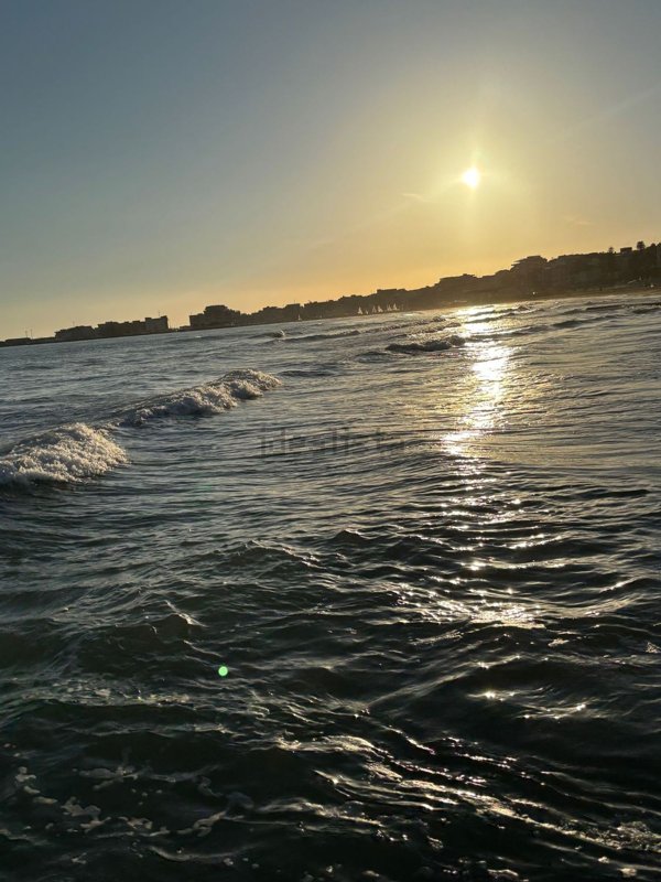 appartamento in vendita ad Anzio in zona Mare