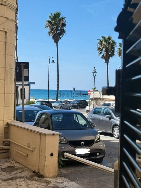 appartamento in vendita ad Anzio in zona Mare