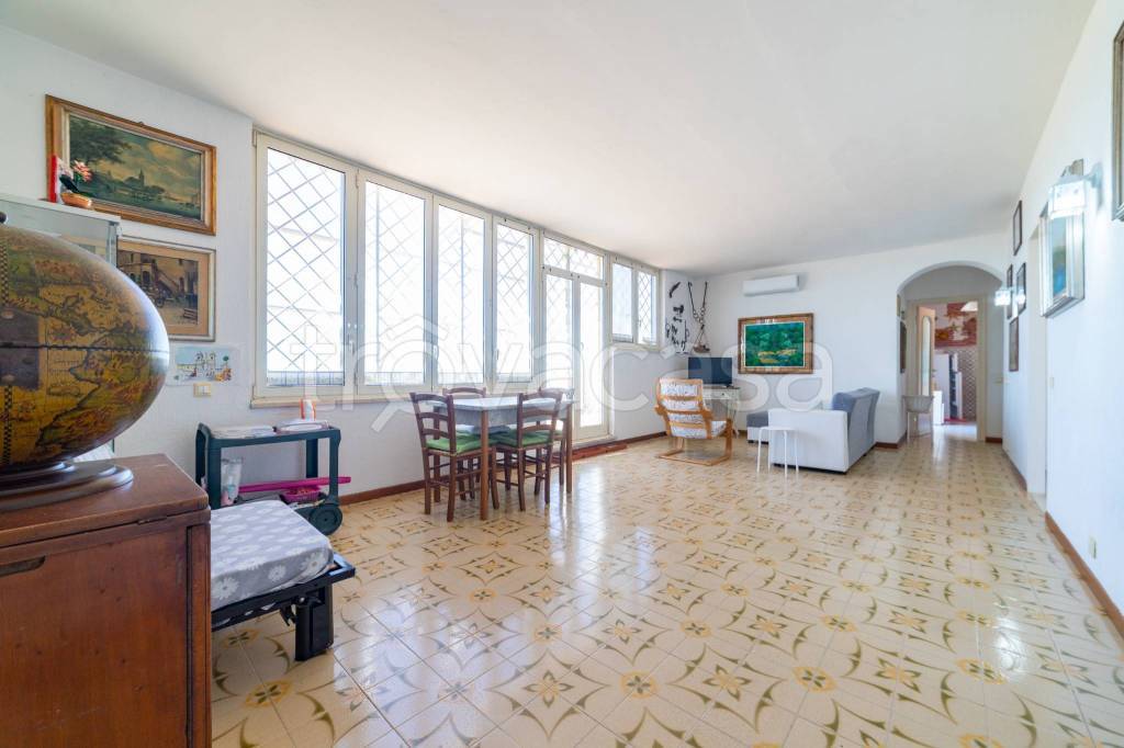 appartamento in vendita ad Anzio in zona Mare