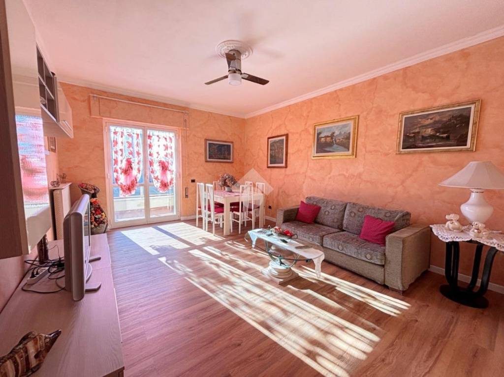 appartamento in vendita ad Anzio in zona Anzio Colonia
