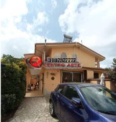 casa indipendente in vendita ad Anzio