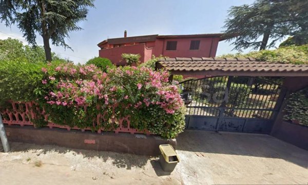 casa indipendente in vendita ad Anzio