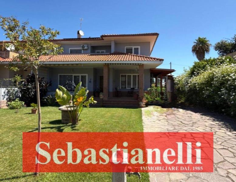 casa indipendente in vendita ad Anzio
