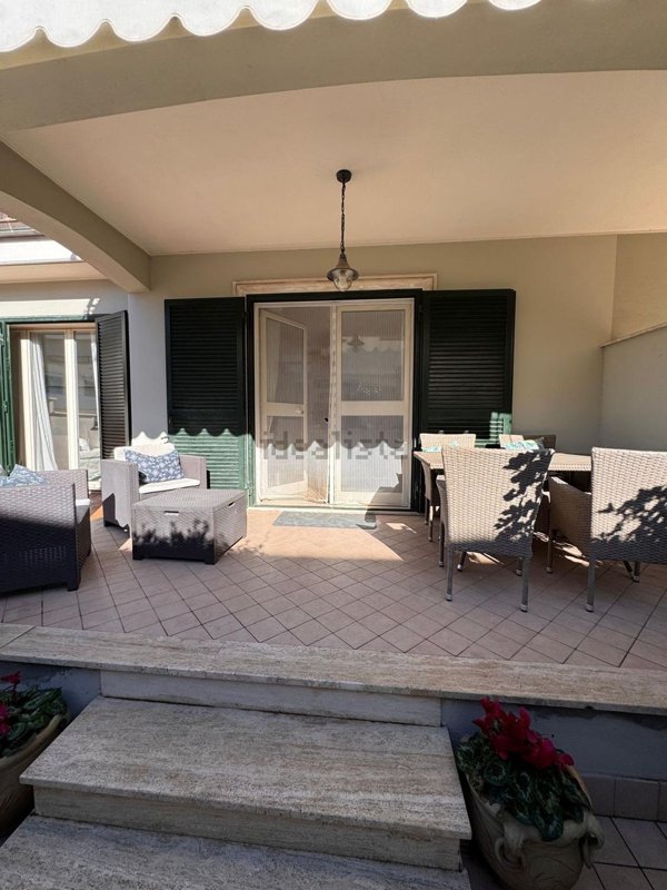 casa indipendente in vendita ad Anzio in zona Mare