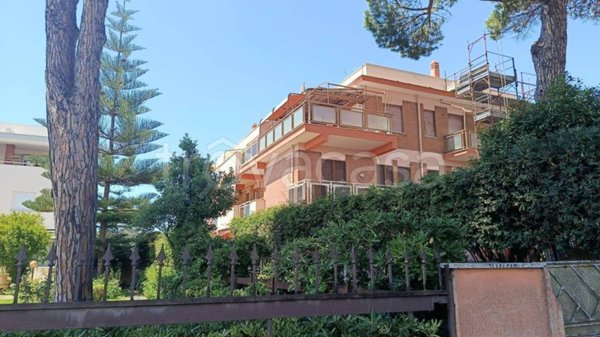appartamento in vendita ad Anzio in zona Mare