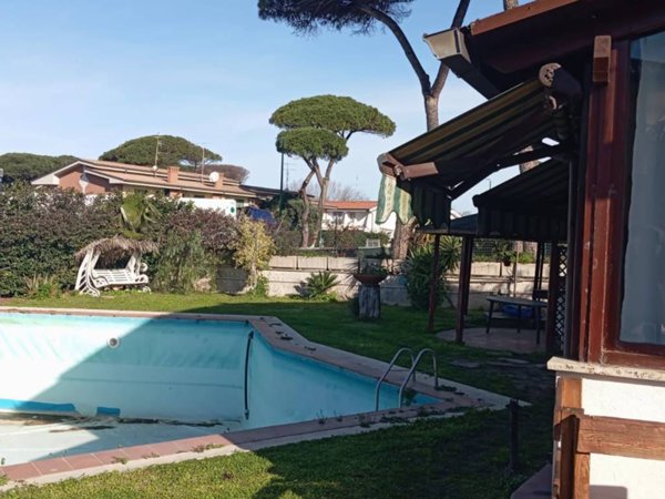 casa indipendente in vendita ad Anzio