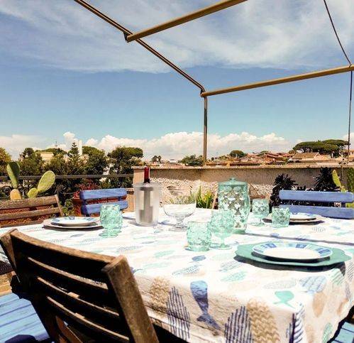 appartamento in vendita ad Anzio in zona Mare