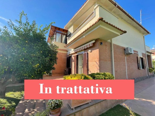 casa indipendente in vendita ad Anzio in zona Stazione