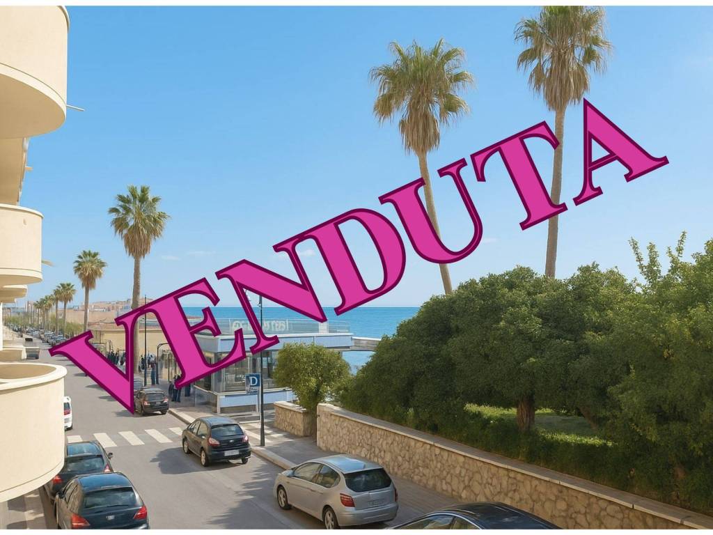 appartamento in vendita ad Anzio in zona Mare