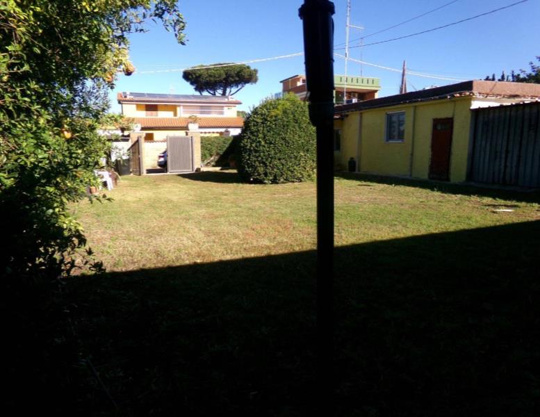 casa indipendente in vendita ad Anzio in zona Cincinnato