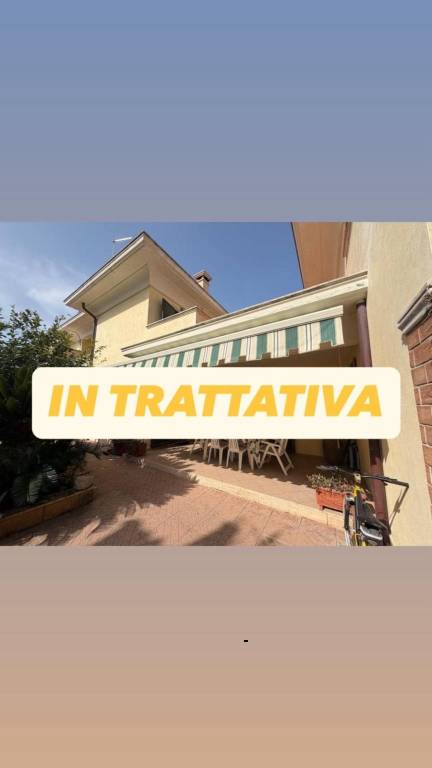 casa indipendente in vendita ad Anzio in zona Mare