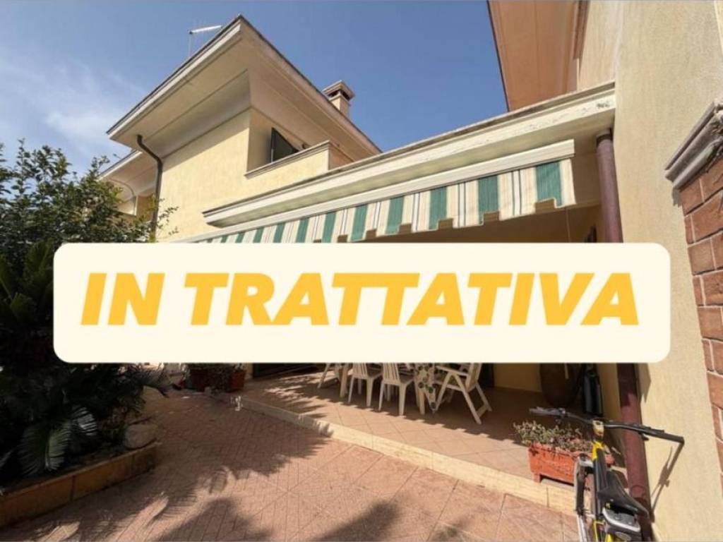 casa indipendente in vendita ad Anzio in zona Mare