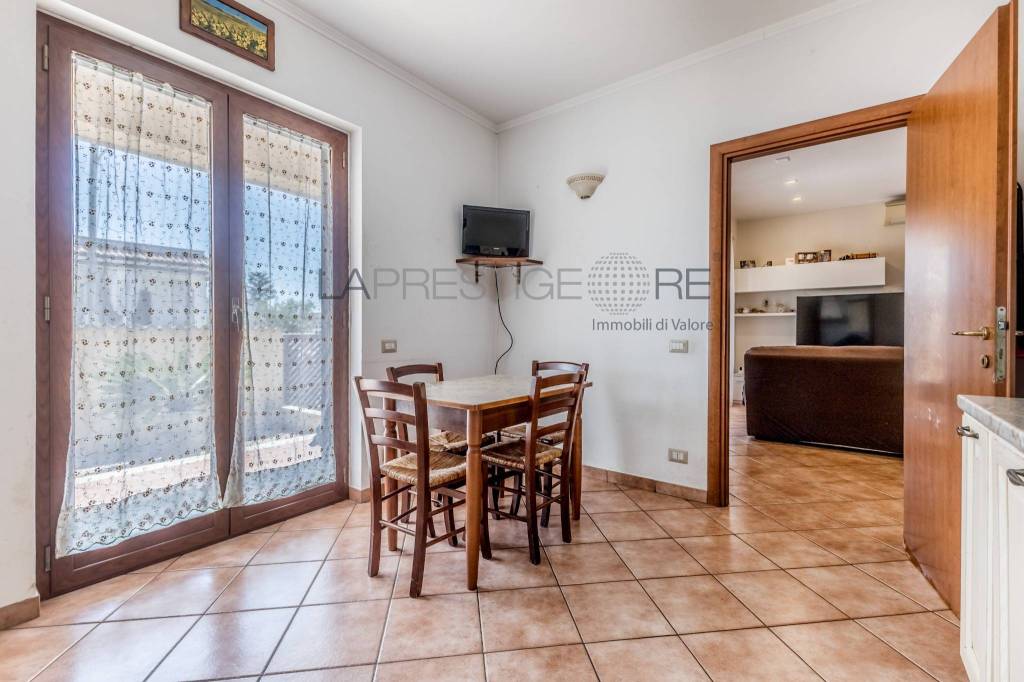 casa indipendente in vendita ad Anzio in zona Mare