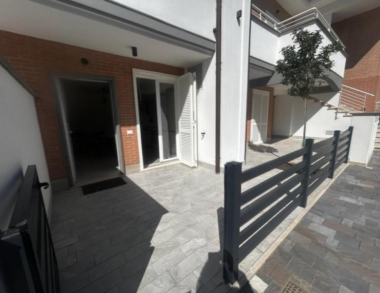 appartamento in vendita ad Anzio in zona Mare