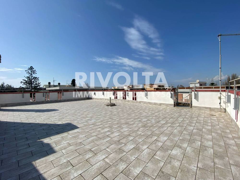 appartamento in vendita ad Anzio in zona Mare