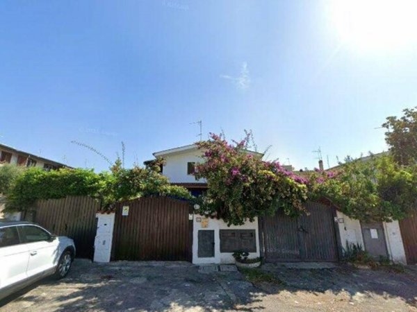 casa indipendente in vendita ad Anzio in zona Marechiaro