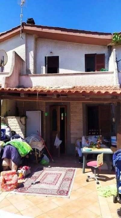 casa indipendente in vendita ad Anzio in zona Lido dei Pini