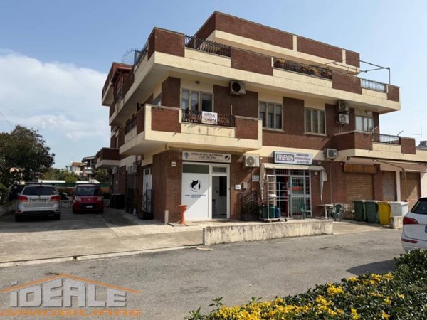 appartamento in vendita ad Anzio in zona Lido dei Pini