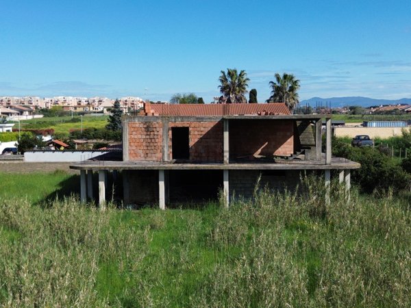 casale in vendita ad Anzio