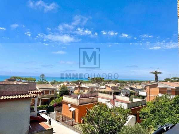 appartamento in vendita ad Anzio in zona Mare