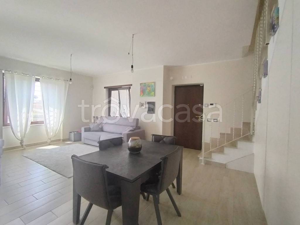 casa indipendente in vendita ad Anzio in zona Mare