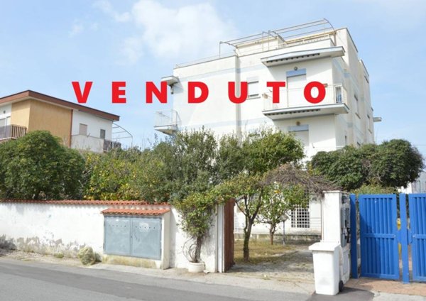 appartamento in vendita ad Anzio in zona Mare
