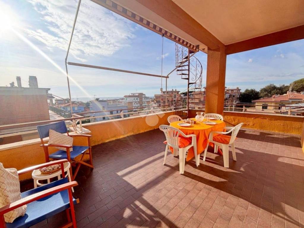 appartamento in vendita ad Anzio in zona Cincinnato