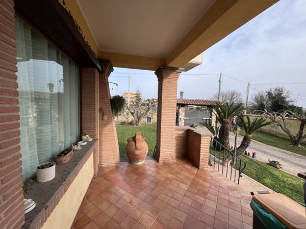 casa indipendente in vendita ad Anzio in zona Mare